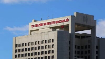 Hazine ve Maliye Bakanlığı, bugün gerçekleştirdiği 2 devlet tahvili ihalesinde
