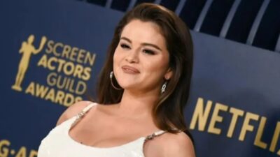 Selena Gomez, kozmetik markası Rare Beauty sayesinde milyarder oldu. Bloomberg'e