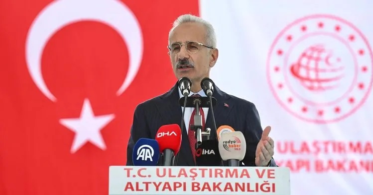 Ulaştırma ve Altyapı Bakanı Abdulkadir Uraloğlu, son 22 yılda Tekirdağ'ın