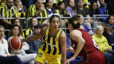 ING Kadınlar Basketbol Süper Ligi'nin 3. Fenerbahçe Opet evinde ezeli