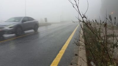 Bolu Dağı'nın D-100 kara yolu geçişi Düzce mevkiinde sis ve