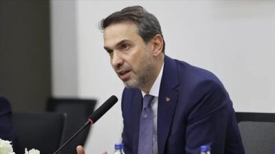 Enerji ve Tabii Kaynaklar Bakanı Alparslan Bayraktar elektrik ve doğal