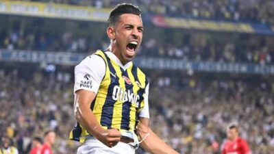 Trendyol Süper Lig'de Galatasaray'ın puan kaybettiği haftada hata yapmayan Fenerbahçe