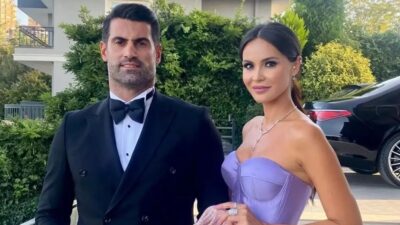 Eski futbolcu Volkan Demirel ve eşi Zeynep Demirel, 3. çocukları