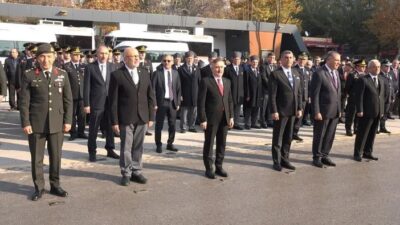 Cumhuriyetin kurucusu Mustafa Kemal Atatürk'ün Elazığ'a gelişinin 87. yıl dönümü