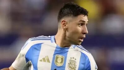 Galatasaray’ın, Arjantin’in Dünya Kupası kazanan kadrosunda yer alan Sevillalı bek