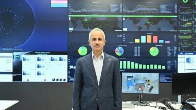 Ulaştırma ve Altyapı Bakanı Abdulkadir Uraloğlu, çocukları dijital zorbalığa ve