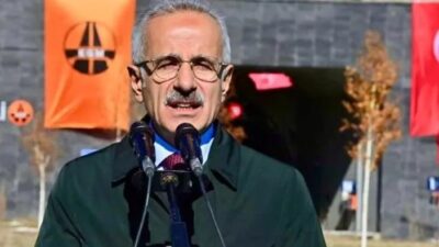 Ulaştırma ve Altyapı Bakanı Abdulkadir Uraloğlu, Ankara'dan hava yoluyla Kars’a