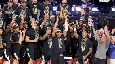 Amerikan Basketbol Ligi (NBA) Kupası'nda Oklahoma City Thunder'ı 97-81 yenen