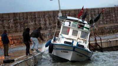 Meteoroloji Genel Müdürlüğü’nün turuncu kod ile uyardığı Antalya’da saatteki hızı