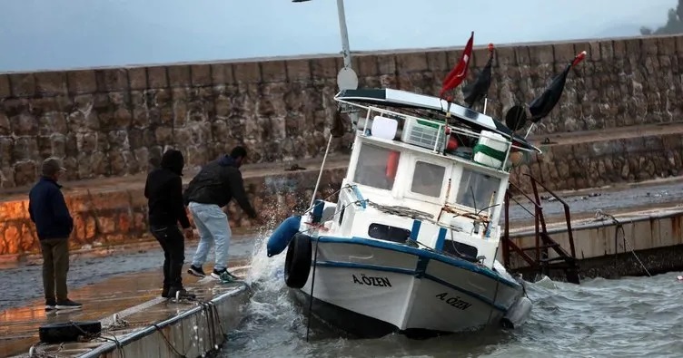 Meteoroloji Genel Müdürlüğü’nün turuncu kod ile uyardığı Antalya’da saatteki hızı
