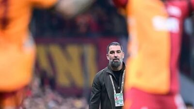 Eyüpspor Teknik Direktörü Arda Turan, Suudi Arabistan'ın başkenti Riyad'da düzenlenen