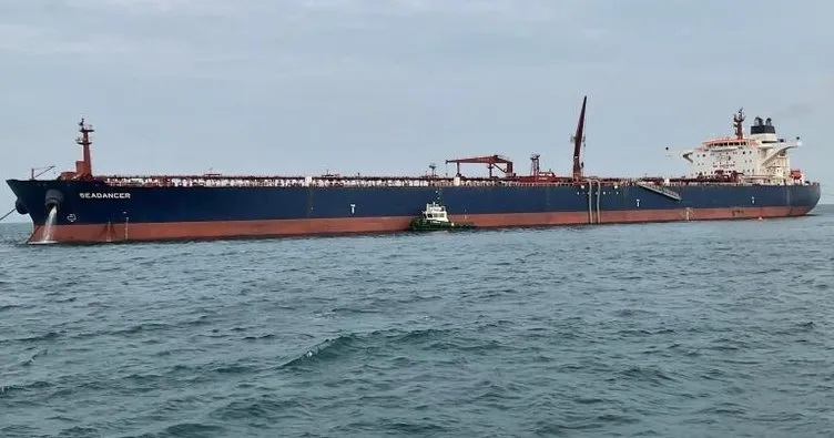 Yalova’dan Rusya’ya seyir halindeyken İstanbul Boğazı Yeniköy önlerinde arıza yaşayan