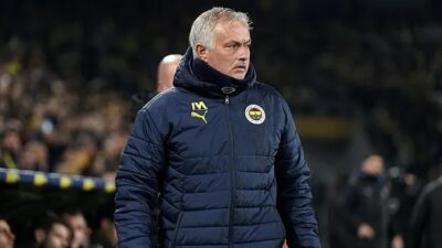 Fenerbahçe Teknik Direktörü Jose Mourinho, 3-1 kazandıkları Başakşehir maçının ardından