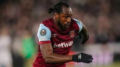 İngiltere Premier Lig ekiplerinden West Ham United futbolcusu Michail Antonio