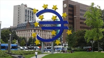 Avrupa İstatistik Ofisi (Eurostat) verilerine göre, Avro Bölgesi'nde işsizlik oranı