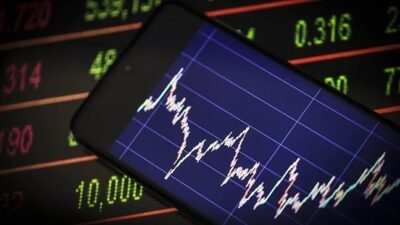 Yurt dışında yerleşik kişiler geçen hafta net 67,2 milyon dolarlık