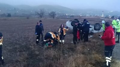 Ankara’nın Elmadağ ilçesinde kontrolden çıkan bir otomobilin takla atarak boş