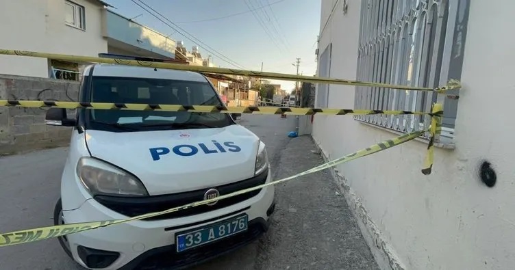 Mersin'in Tarsus ilçesinde zehirlenme şüphesiyle hastaneye kaldırılan 8 kişilik aileden