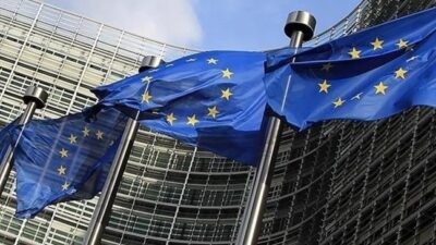 Avrupa Birliği (AB), ABD'nin Meksika ve Kanada'ya uygulamaya başladığı gümrük