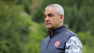 Sivasspor, teknik direktörlük görevi için Rıza Çalımbay ile anlaşma sağladı.