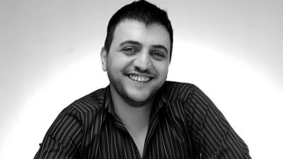 Mide Kanseriyle Mücadele Eden Oyuncu 51 Yaşında Vefat Etti