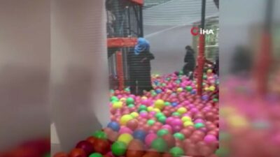 Ankara‘nın Etimesgut ilçesinde, 7 yaşındaki down sendromlu bir çocuğun zincir