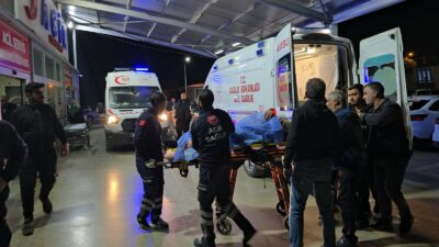 Adana‘da silahlı saldırıya uğrayan adam yaralandı.  Kozan ilçesinde sokakta yürürken