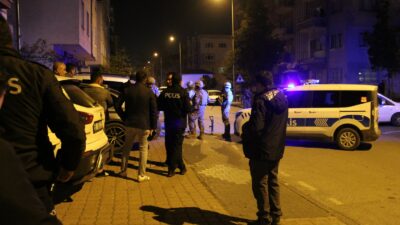 Edinilen bilgiye göre ilçeye bağlı Aydınlıkevler Mahallesi Meriç Sokak üzerinde