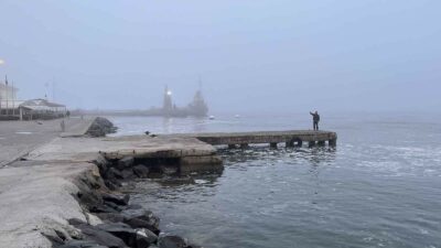 Boğaz açıklarında sabaha karşı etkisini artıran sis, denizde görüş mesafesinin