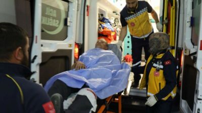 Olay gece yarısı Şifahane Mahallesi 3200 Sokakta meydana geldi. Edinilen