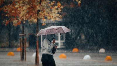 MARMARAÇok bulutlu, zamanla parçalı ve az bulutlu, bu sabah saatlerinde