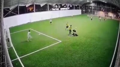 Acı olay, dün saat 21.00 sıralarında Çukurova ilçesi Karslılar Mahallesi’ndeki