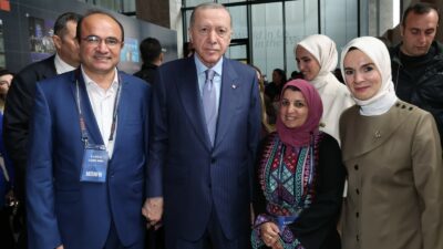 Aile ve Sosyal Hizmetler Bakanı Mahinur Özdemir Göktaş, Gazze‘de gönüllü