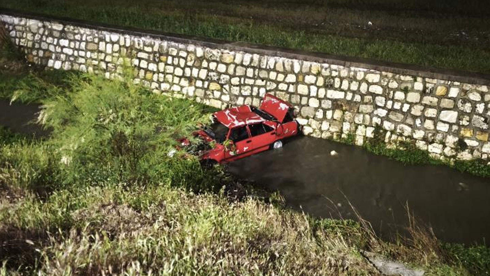


Kaza, Pamukkale ilçesi Akhan Mahallesi'nde meydana geldi. Suriye uyruklu Macit