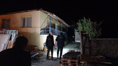 Olay, gece saatlerinde İpeklievler Mahallesi 39. Sokak üzerinde meydana geldi.