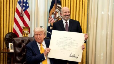 ABD Başkanı Donald Trump, ülkede istihdam yaratacak yabancı yatırımcılara yönelik