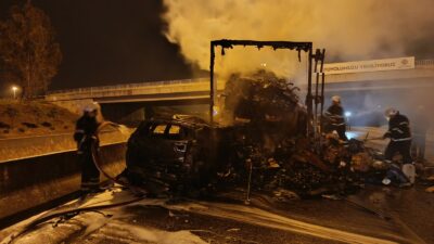 Kaza, Tarsus-Adana-Gaziantep Otoyolu’nda meydana geldi. Mustafa E. yönetimindeki Jeep marka