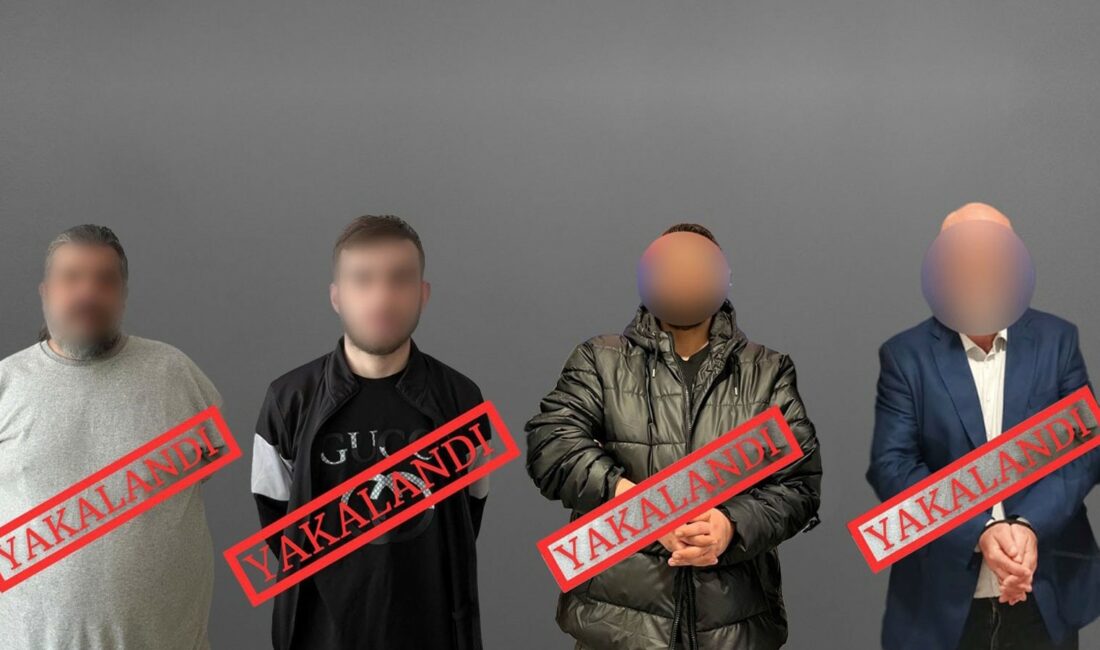 Bakan Yerlikaya sosyal medya hesabından yaptığı paylaşımda "Hangi ülkeye kaçarlarsa