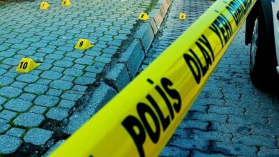 İhbar üzerine olay yerine sağlık, polis ve itfaiye ekipleri sevk