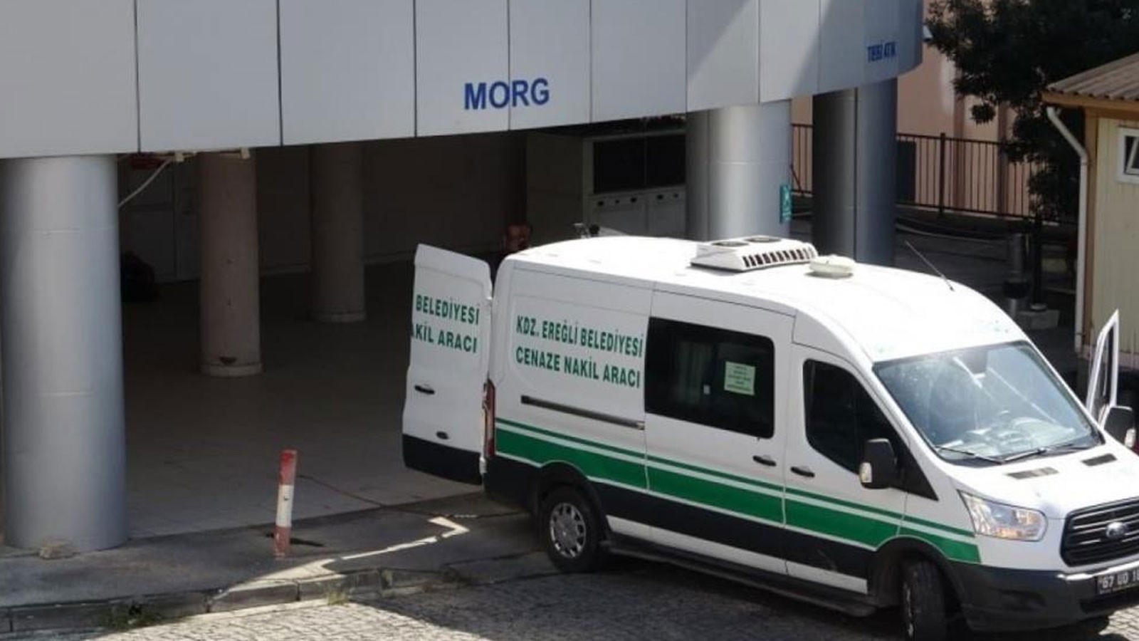 Olay, gece saatlerinde Süleymanlar Mahallesi Kandilli Lojmanları'nda meydana geldi. Edinilen