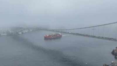 Ulaştırma ve Altyapı Bakanlığı: "İstanbul Boğazı gemi trafiği, kısıtlı görüş