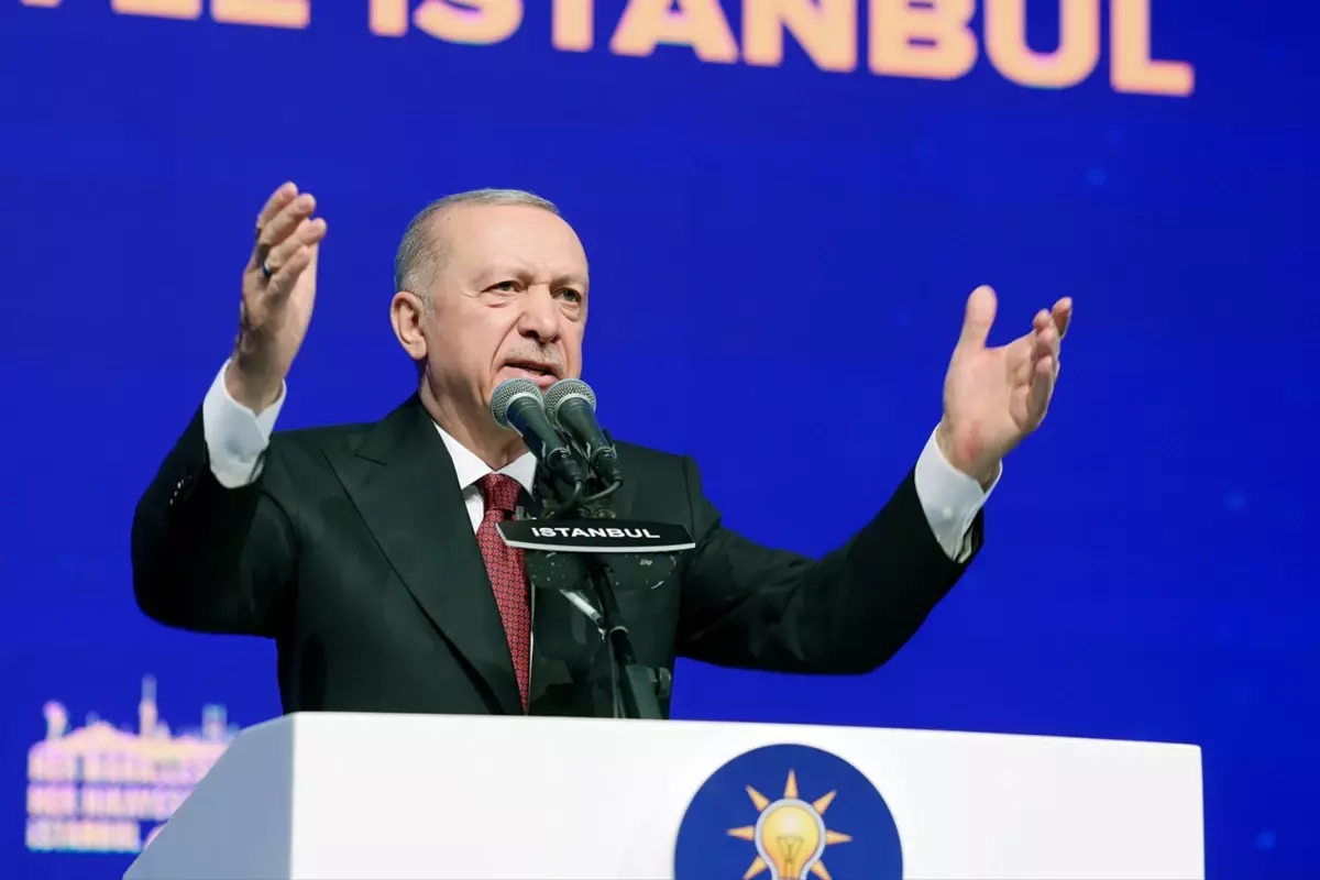 Cumhurbaşkanı Erdoğan "İstanbul'un kaynaklarının nasıl yağmalandığı ortaya dökülüyor, İstanbul'dan Türkiye'ye