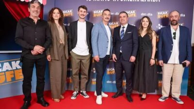 Komedi dünyasının usta isimlerini bir araya getiren D Media imzalı