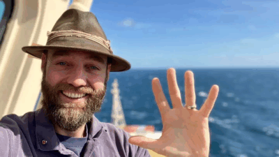 Maceraperest gezgin Egemen Mustafa Şener, dünyanın dört bir yanında keşfettiği