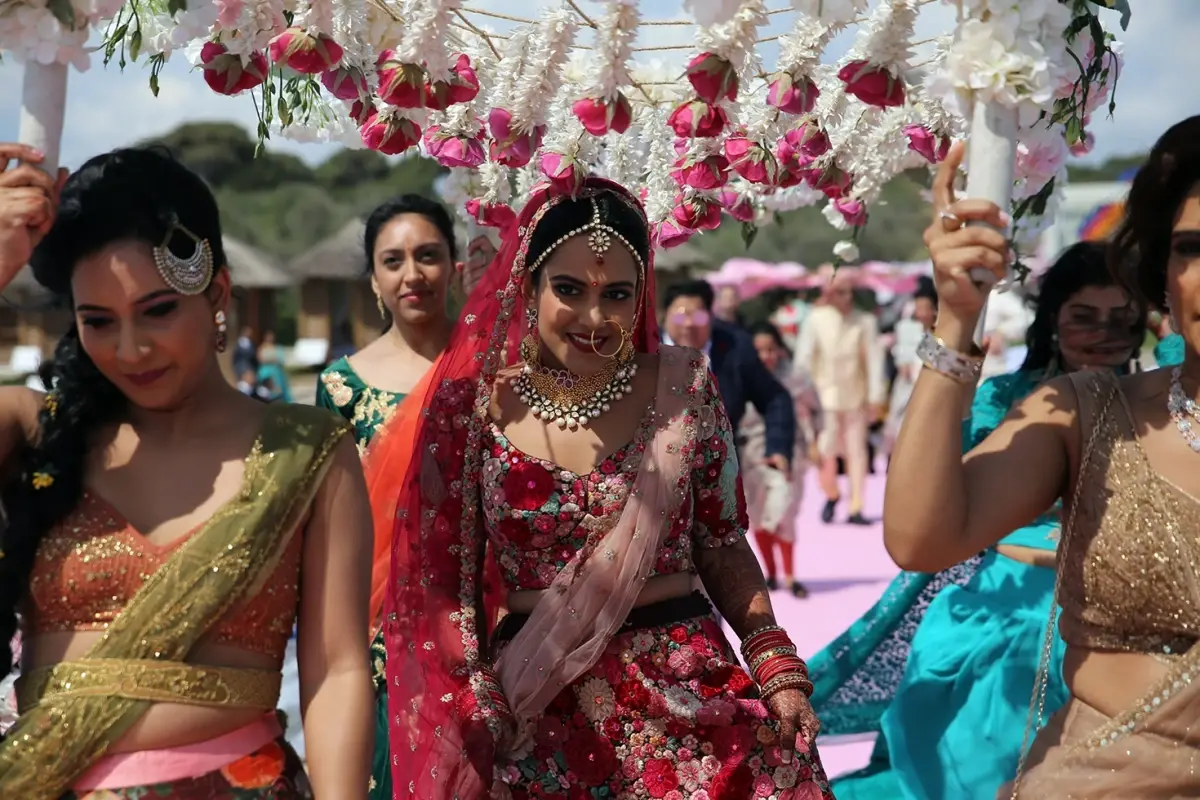 Hindistan'da Türkiye'ye karşı başlatılan boykot, milyon dolarlık Hint düğün pazarını