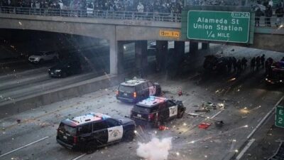 Los Angeles Belediye Başkanı Karen Bass, düzensiz göçmenleri desteklemek için