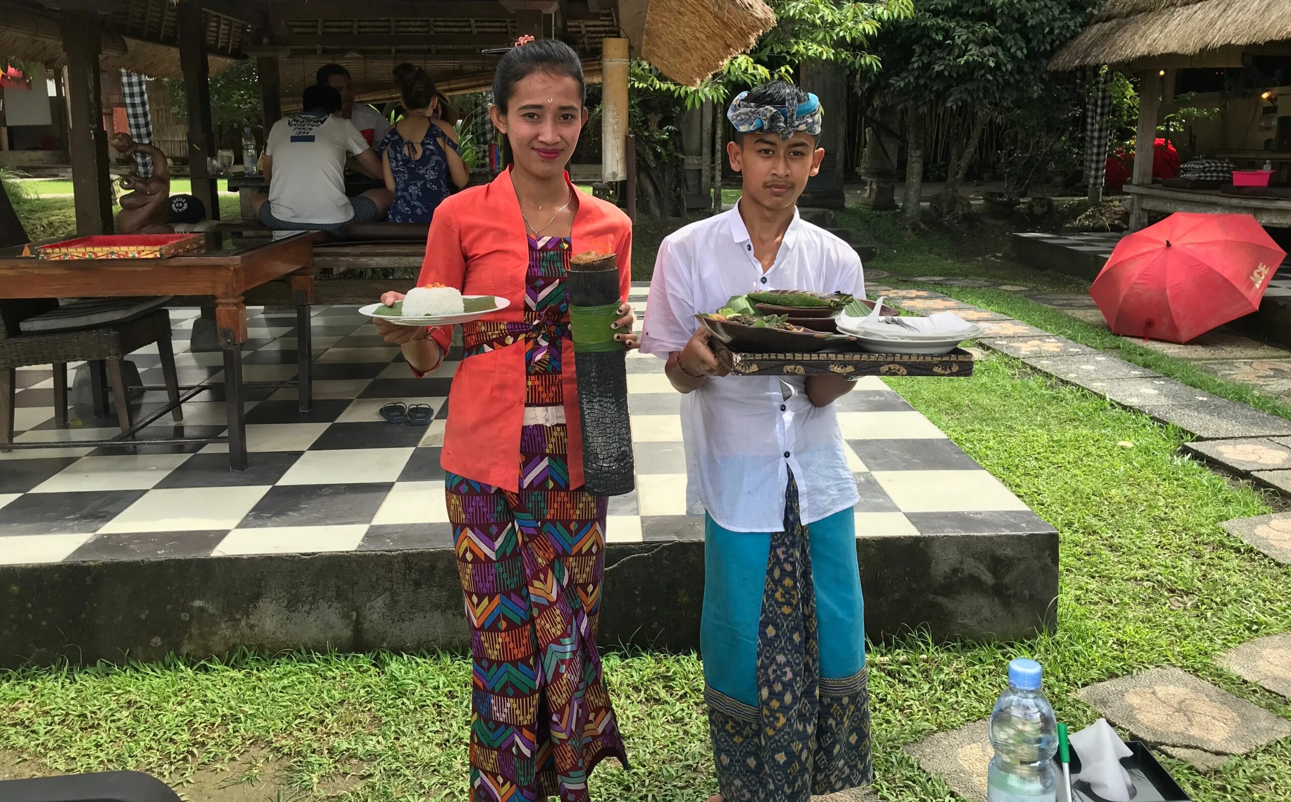 Seyahat etmeyi hayatının merkezine alan Egemen Mustafa Şener, turistik rotaların