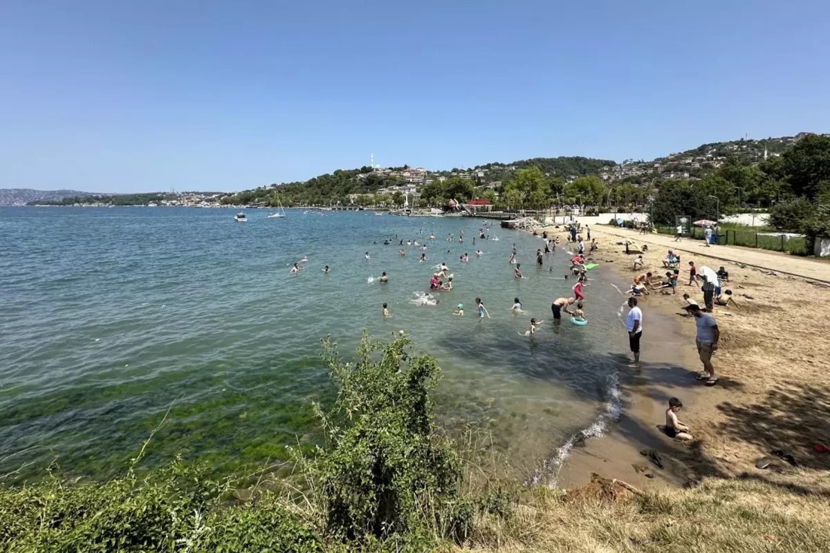 Beykoz Kaymakamlığı, yüksek dalga boyu nedeniyle 10 Temmuz 2025 itibarıyla