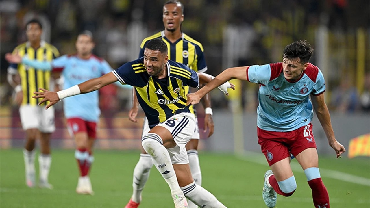 UEFA Şampiyonlar Ligi 3. Eleme Turu'nda Fenerbahçe, Kadıköy'de ağırladığı Hollanda